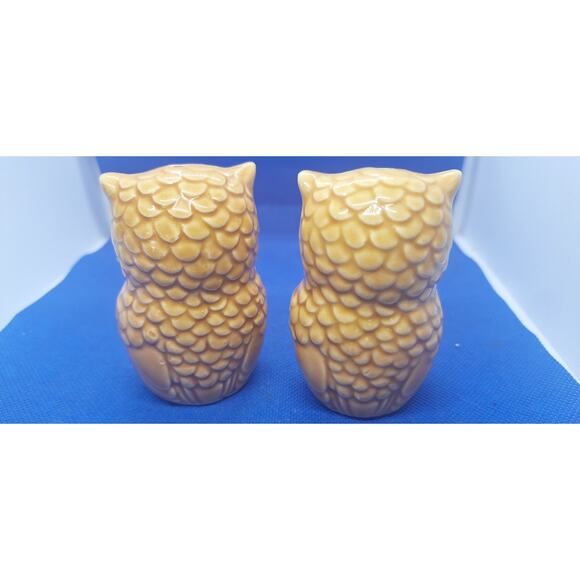 Ceramic Owl Salt & Pepper Shaker Set- Vintage- 3" Tall - Picture 3 of 7